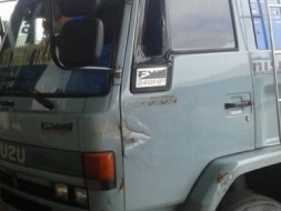 ขายหัวลาก ISUZU ROCKY นางฟ้าแท้ สภาพพร้อมใช้งาน สนใจติดต่อ