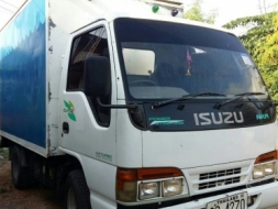 ราคาขาย 285,000บ สี่ล้อ อีซูซุ NKR 88ปี40 ยกหัวได้ ตู้แห้ง ยาว3.20ม สภาพดีสวยเดิมๆพร้อมใช้งาน ทะเบีย