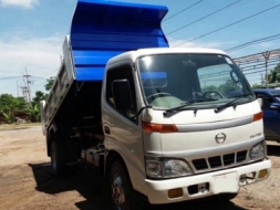 ขายรถหกล้อเล็ก Hino ปี 50 เครื่อง121แรง สภาพสวย พร้อมใช้งาน