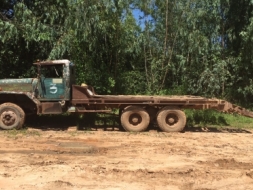 Nissan เรียว 175,000 บาท 1 เพลา จัมโบ้200 มีสโลว์กลาง เครื่อง PE6-Turbo 260 แรง ไม่มีทะเยียน