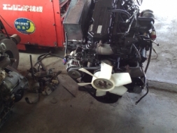 ขายเครื่องรถโฟร์คลิฟยี่ห้อมิตซูบิชิ ขนาด 4 สูบเก่าญี่ปุ่นรุ่น S4Q ขนาด 48 แรงม้าสภาพสวยมากๆ