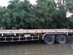 ขายหางพื้นเรียบ PANUS 2เพลา สภาพดี