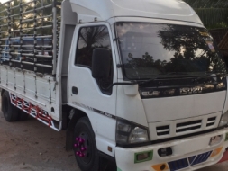 NPR130 แรงรถปี 50 รถสวยพร้อมใช้งาน เครื่องดี คัสชีงาม พร้อมคอกเหล็กต่อใหม่ ยาว 5 เมตร เอกสารเล่มทะเ