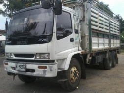 10ล้อเพลาเดียวISUZU DECA200 ยูโร2 จดปี46 ใบไม้เขียวแท้กระบะยาว6.35เมตร
