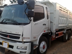ขายดาว์นรถบรรทุกดั้มพ์สิบล้อFuso270ปี2556