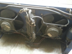 ขายตู้ห้องเย็น ติดหลังรถ พร้อมตัวทำความเย็น ขนาด ยาว 14 ฟุต กว้าง 6 ฟุต สูง 6 ฟุต