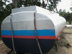 ถังน้ำใส่ 10 ล้อ16,000 ลิตร