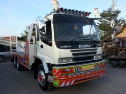ขายเทเลอร์ขึ้นรถเกี่ยวISUZU ROCKY (หัวDECA)เครื่อง230 Turbo inter