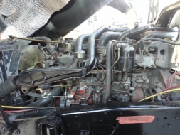 ขายเทเลอร์ขึ้นรถเกี่ยวISUZU ROCKY (หัวDECA)เครื่อง230 Turbo inter