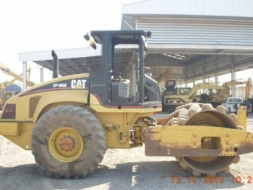 ขายรถบด CAT รุ่น CP563E ล้อหนาม สภาพสวย พร้อมใช้งานทันที