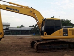 Komatsu PC200-7 ไมล์ 2,000/เหมือนใหม่แกะกล่อง เอกสารใบแจ้งจำหน่ายครับ