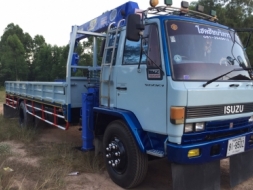 ขายด่วน.... รถบรรทุกหกล้อติดเครน ISUZU Rocky 165 แรงม้า TADANA 5 ตัน 4 ปอก สนใจโทร.....081-294-9612(