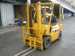 จำหน่ายรถ Forklift Komatsu FD15-10 1.5 ตัน เสา 3 เมตร ดีเซล + งาสไลด์ นำเข้า ญี่ปุ่น
