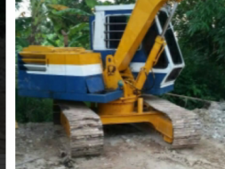 ขายแบคโฮ komatsu pc60-2 มีอินวอย เก่า นอกติดต่อ นิวัฒน์ 086 6711264