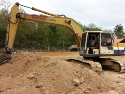 ขาย รถขุด โคมัสสุ 200-5