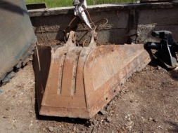 ขายด่วน บุ้งกี๋Slope เดิมใส่ CAT 120 สภาพสวย