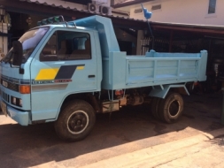 ขาย ISUZU NKR ดั๊ม 3 คิว รถห้าง