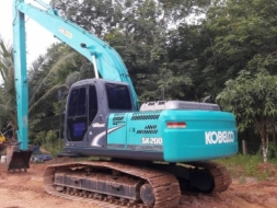 ขายรถแบคโฮ บูมยาว KOBELCO SK 200-8