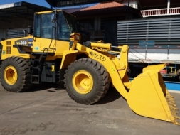 ขายรถตักล้อยาง KOMATSU WA380-6 (สภาพดี ราคาถูก)