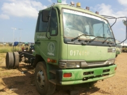 รถบรรทุก 6 ล้อ NISSAN หัวคลัชซี ปี 48 เครื่อง 216 แรง เบรคทิฟฟี่ พวงมาลัยเพาเวอร์ ราคา 485,000 บ.รถอ