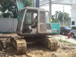 ขายรถแบคโฮ KOBELCO sk045 ติดลายหัวเจาะรถสวยพร้อมใช้(ใช้งานอยู่)ราคา555,000 090-772-3710 090-772-37