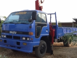 หกล้อNPRติดเครนTADANO 2.9ตัน