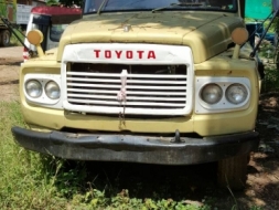 รถ 6 ล้อใหญ่