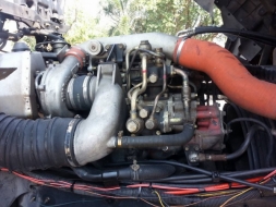 ขายHino mega 12ล้อ ดั้ม อู่เบิ้ม ชุดใหญ่ ปี2546  320แรง