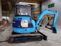 ขายรถขุด HITACHI EX33U มีหัวเก๋ง ราคา 420,000 บาท โทร085-8332943