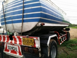 ขายหางพ่วงน้ำมัน 2เพลา พร้อมแท้งค์ อู่รุ่งเจริญกลการ