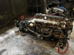 เครื่องยนต์ ISUZU 6BG1 175แรงม้า