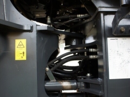 WA100-6 แอร์เย็น สภาพสวยเทียบรถใหม่ป้ายแดง พร้อมใช้งาน