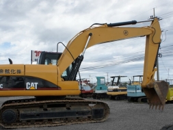 รถขุด CAT320C ขนาดเท่า PC200 นำเข้าจากญี่ปุ่น พร้อมใช้งาน