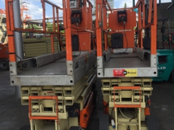 ขายรถกระเช้า JLG ขากรรไกร 2030ES สูง 6.1 เมตร มือสอง