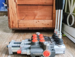 คอนโทรลวาล์วมือโยก แบบสั่งการด้วยลม Badestnost