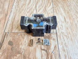 กล่องไฟวาล์วไฟฟ้า Terminal Box Yuken DSG-01 Series