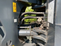 WA470-10 ตัก 5.63 คิว ยกสูง 4.30 ม. นำเข้าจากญี่ปุ่น